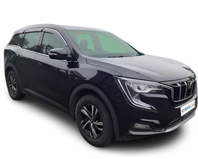 Mahindra XUV700-img